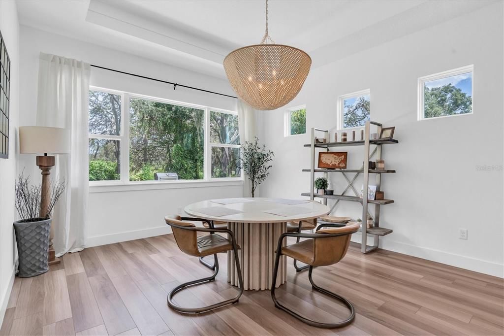 На продажу: $919,000 (4 спален, 3 ванн, 3402 Квадратных фут)