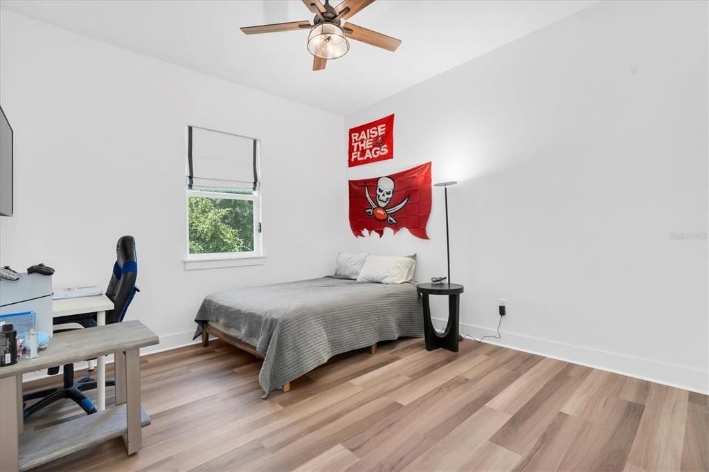 На продажу: $919,000 (4 спален, 3 ванн, 3402 Квадратных фут)