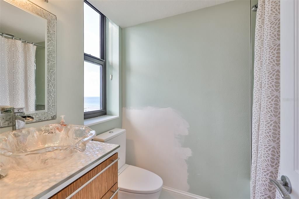 合同活跃: $7,000 (2 贝兹, 2 浴室, 1275 平方英尺)