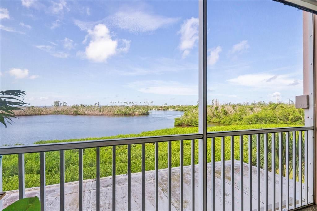 待售: $765,000 (3 贝兹, 2 浴室, 1701 平方英尺)