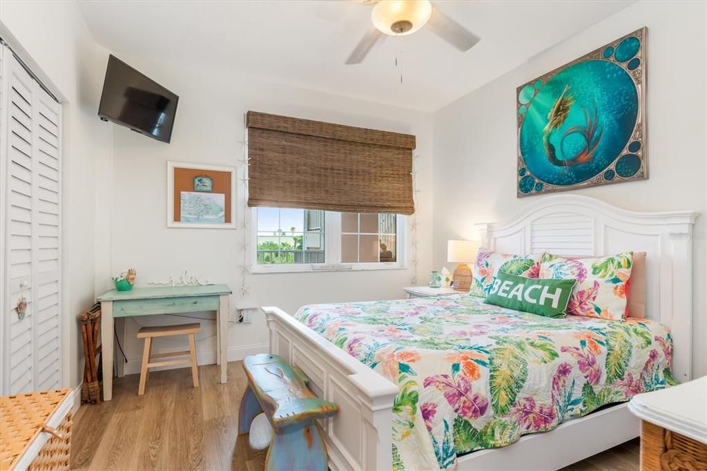 待售: $765,000 (3 贝兹, 2 浴室, 1701 平方英尺)