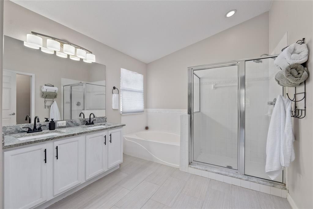 For Sale: $637,000 (3 beds, 2 baths, 2320 Square Feet)