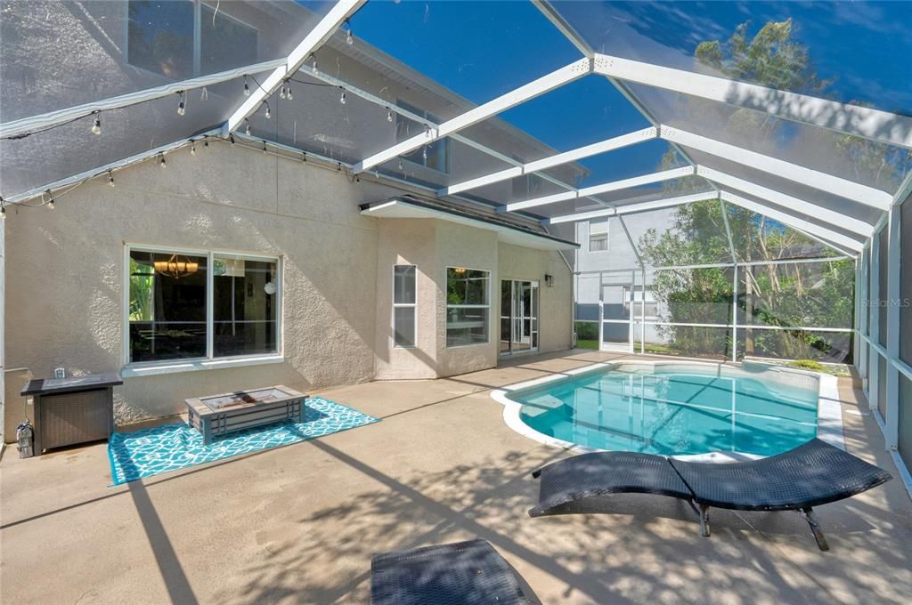 For Sale: $637,000 (3 beds, 2 baths, 2320 Square Feet)