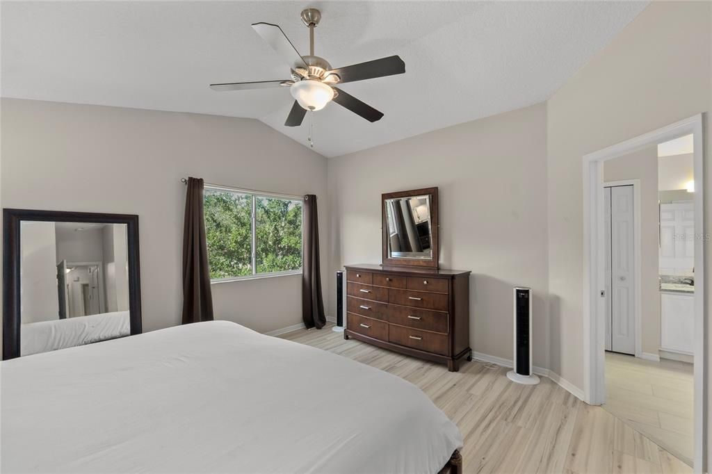 For Sale: $637,000 (3 beds, 2 baths, 2320 Square Feet)