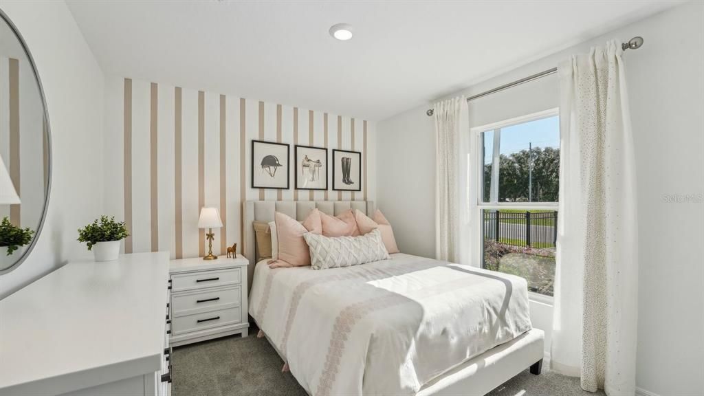 Active With Contract: $278,990 (4 beds, 2 baths, 1498 Square Feet)