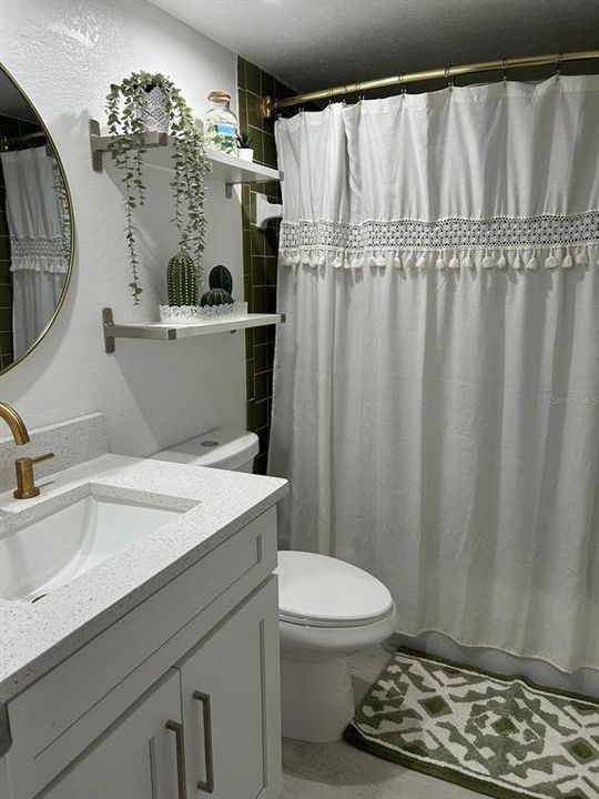 For Rent: $2,300 (2 beds, 2 baths, 1125 Square Feet)