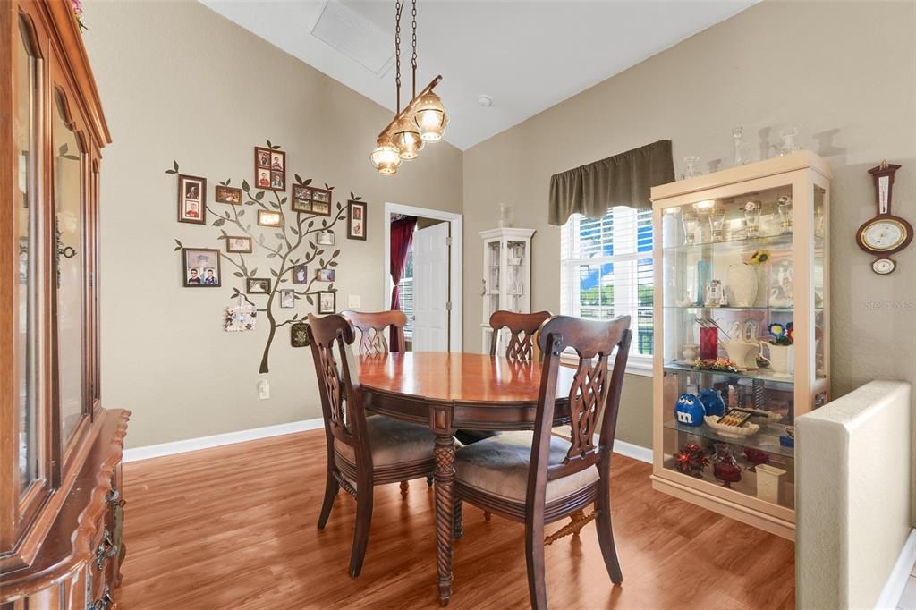 For Sale: $730,000 (4 beds, 3 baths, 3192 Square Feet)