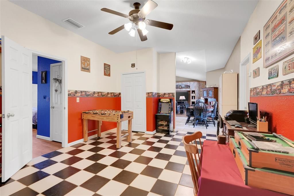 For Sale: $730,000 (4 beds, 3 baths, 3192 Square Feet)