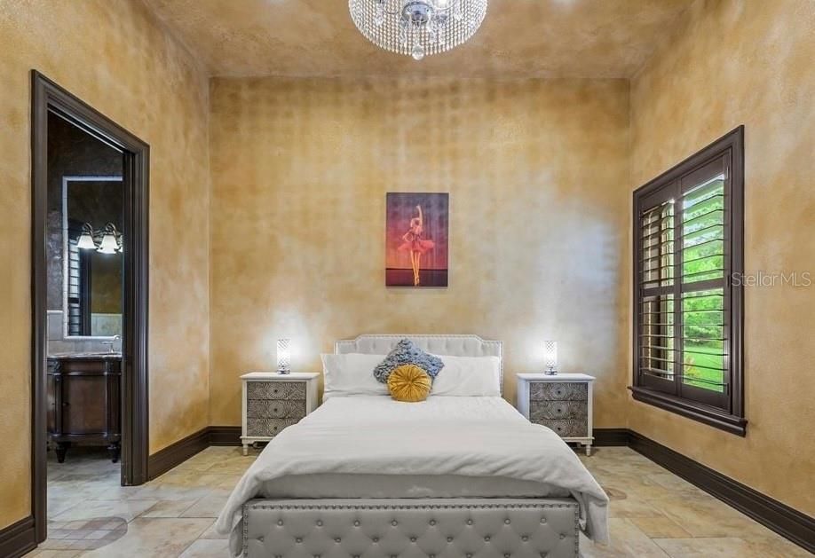 For Sale: $1,645,000 (5 beds, 4 baths, 4839 Square Feet)