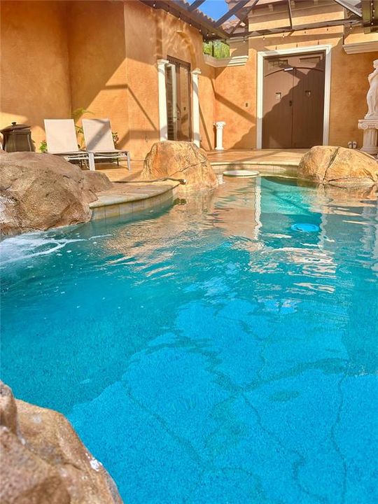 For Sale: $1,645,000 (5 beds, 4 baths, 4839 Square Feet)