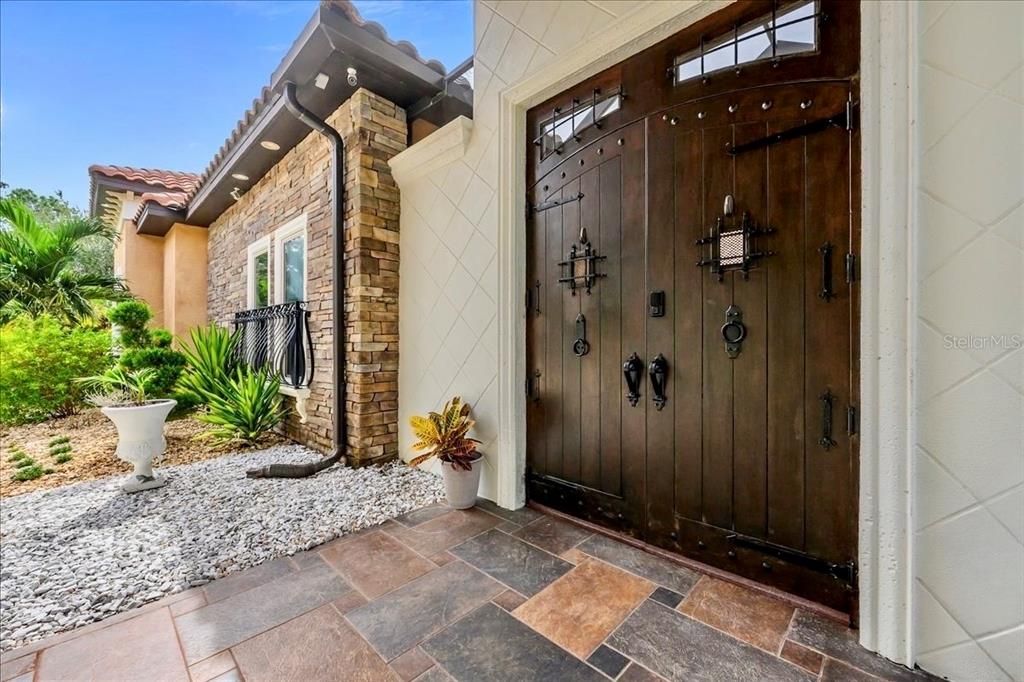 For Sale: $1,645,000 (5 beds, 4 baths, 4839 Square Feet)