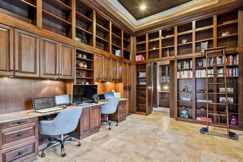 For Sale: $1,645,000 (5 beds, 4 baths, 4839 Square Feet)