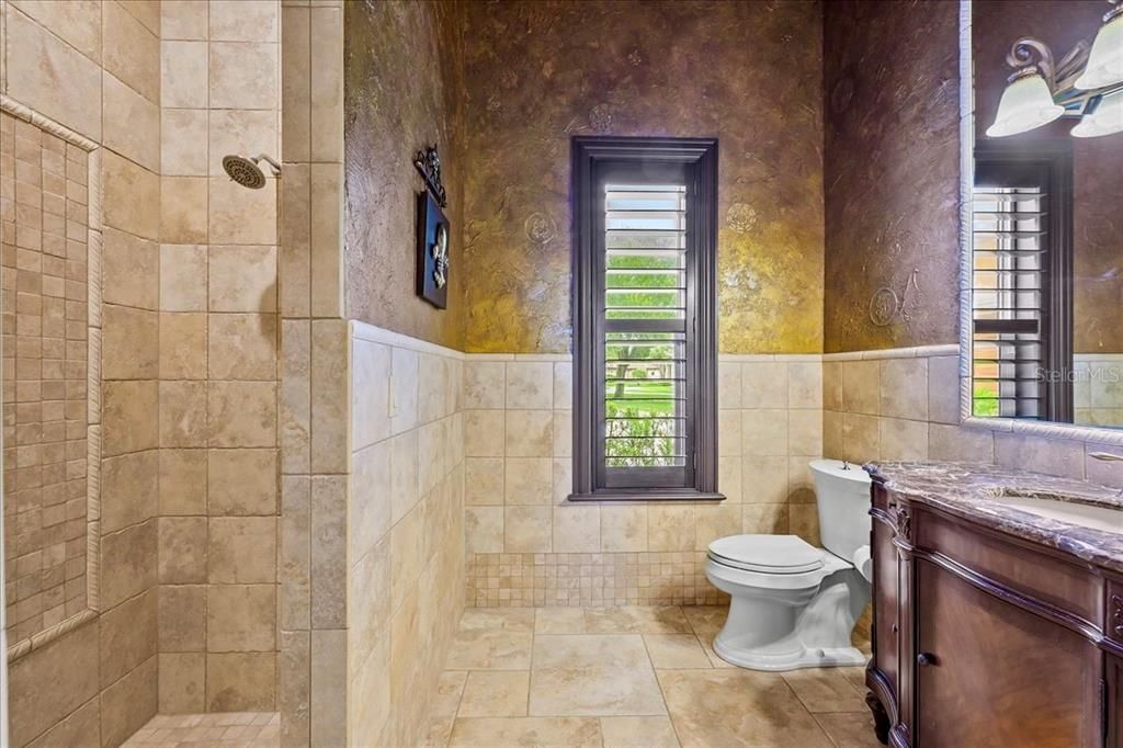 For Sale: $1,645,000 (5 beds, 4 baths, 4839 Square Feet)