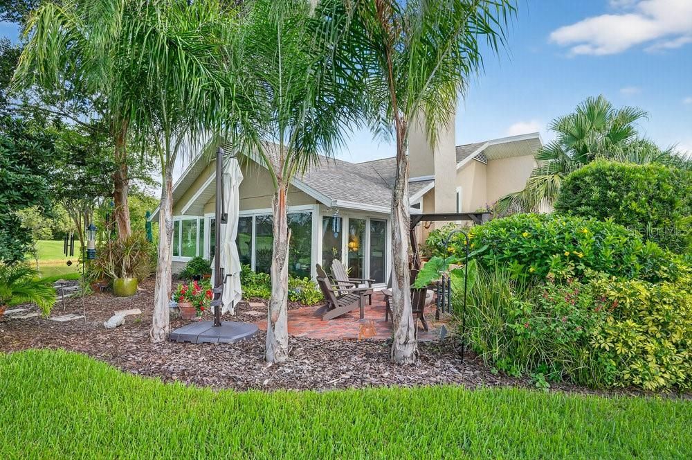 Под контрактом: $859,000 (3 спален, 2 ванн, 2545 Квадратных фут)