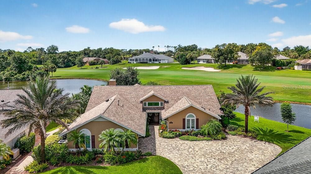 Под контрактом: $859,000 (3 спален, 2 ванн, 2545 Квадратных фут)