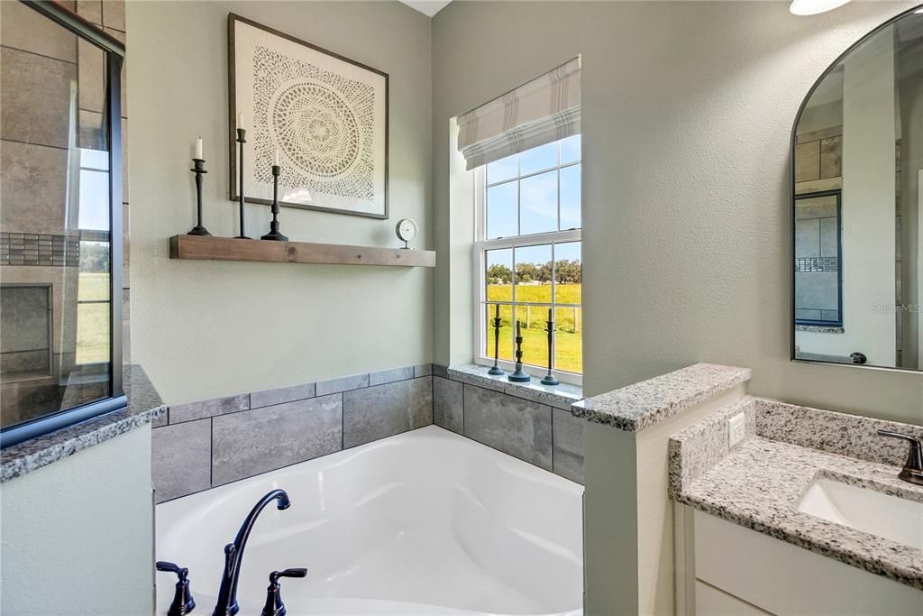 En Venta: $1,200,000 (4 camas, 3 baños, 2749 Pies cuadrados)