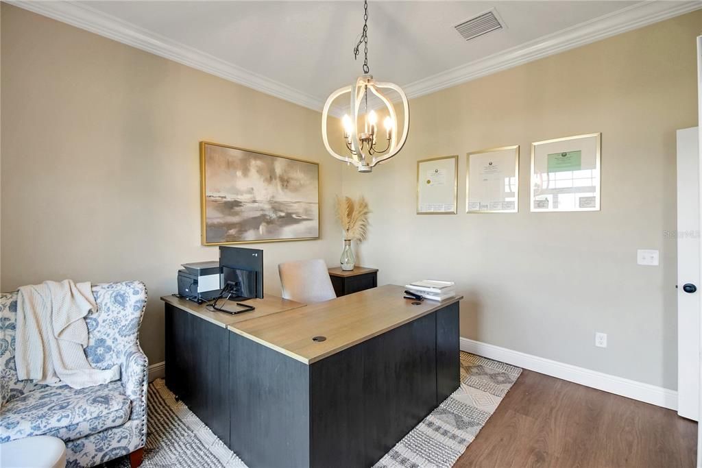 En Venta: $1,200,000 (4 camas, 3 baños, 2749 Pies cuadrados)