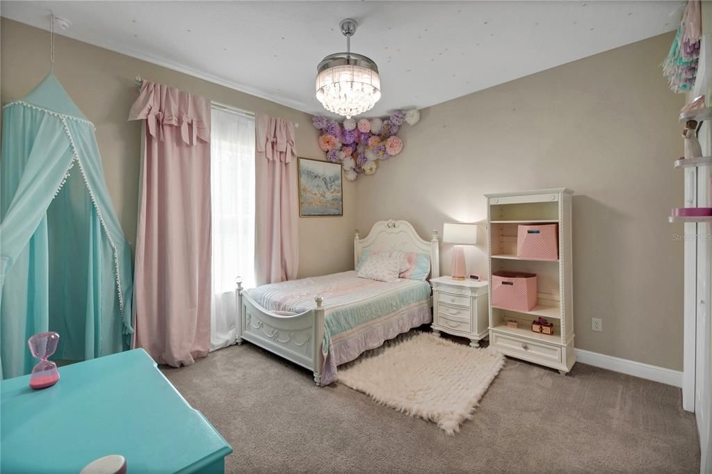 En Venta: $1,200,000 (4 camas, 3 baños, 2749 Pies cuadrados)