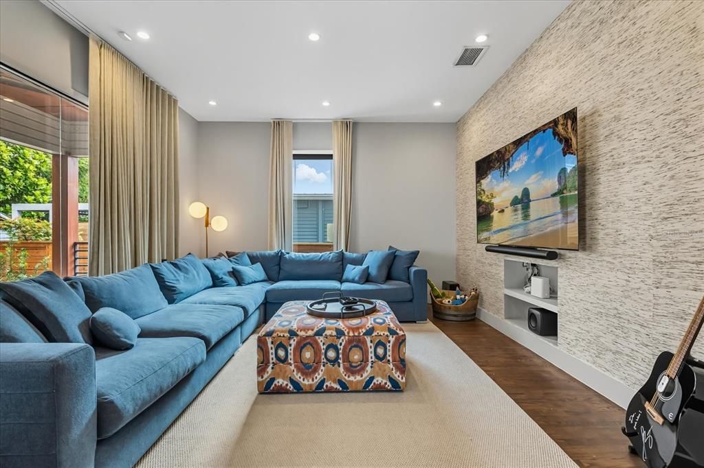 For Sale: $2,195,000 (4 beds, 4 baths, 4278 Square Feet)