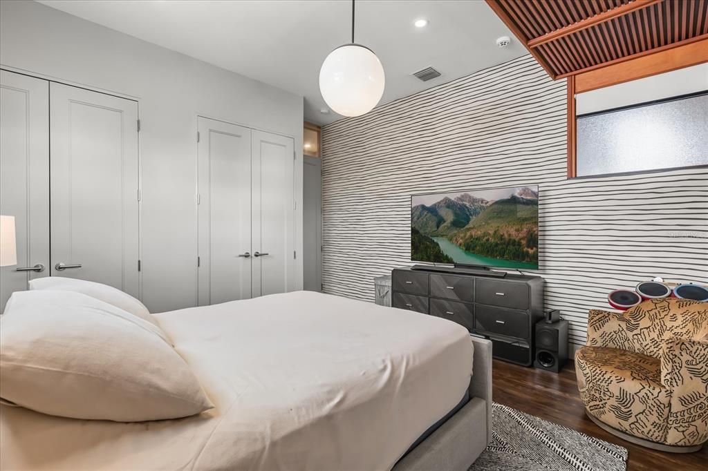 For Sale: $2,195,000 (4 beds, 4 baths, 4278 Square Feet)