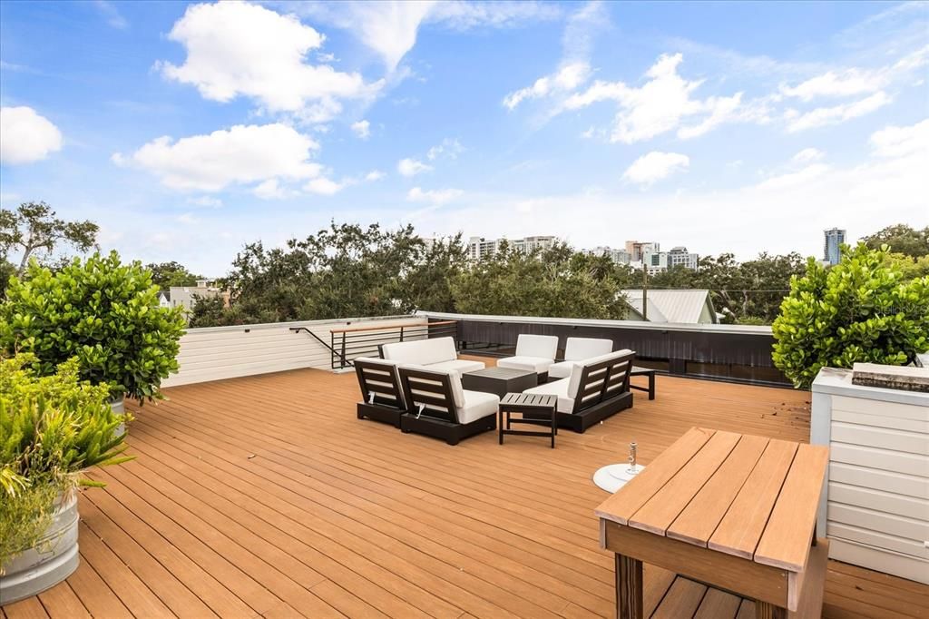 For Sale: $2,195,000 (4 beds, 4 baths, 4278 Square Feet)