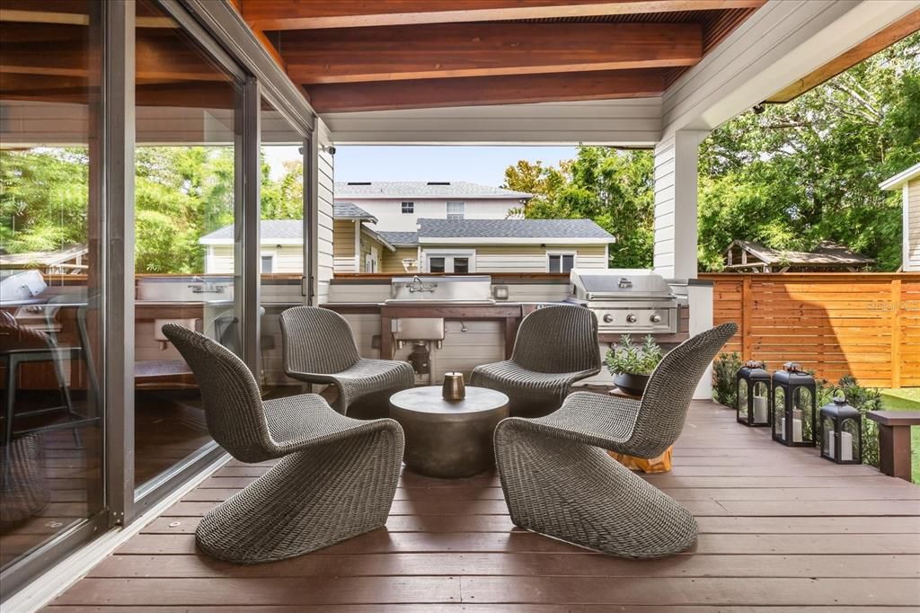 For Sale: $2,195,000 (4 beds, 4 baths, 4278 Square Feet)