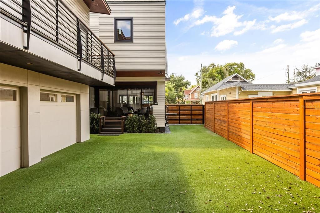 For Sale: $2,195,000 (4 beds, 4 baths, 4278 Square Feet)