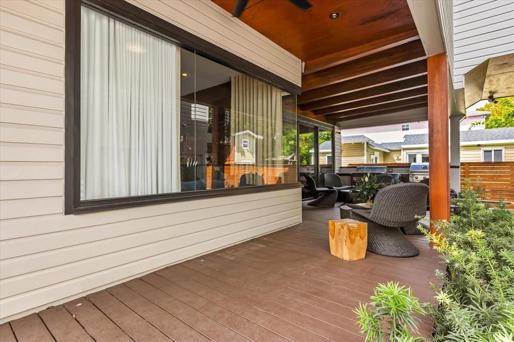 For Sale: $2,195,000 (4 beds, 4 baths, 4278 Square Feet)