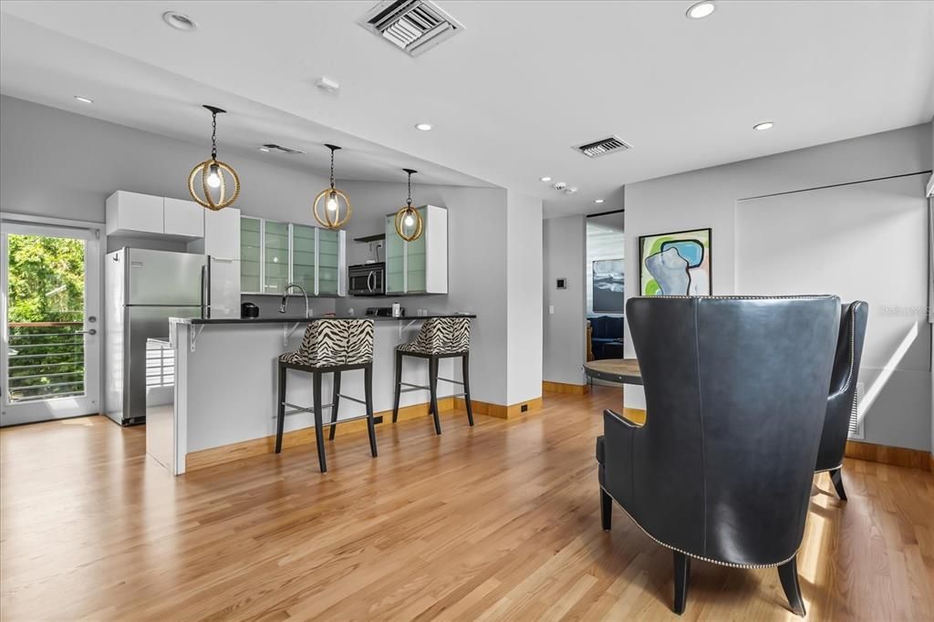 For Sale: $2,195,000 (4 beds, 4 baths, 4278 Square Feet)