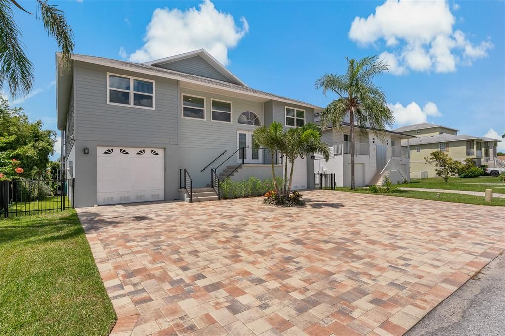 待售: $814,998 (4 贝兹, 3 浴室, 1830 平方英尺)