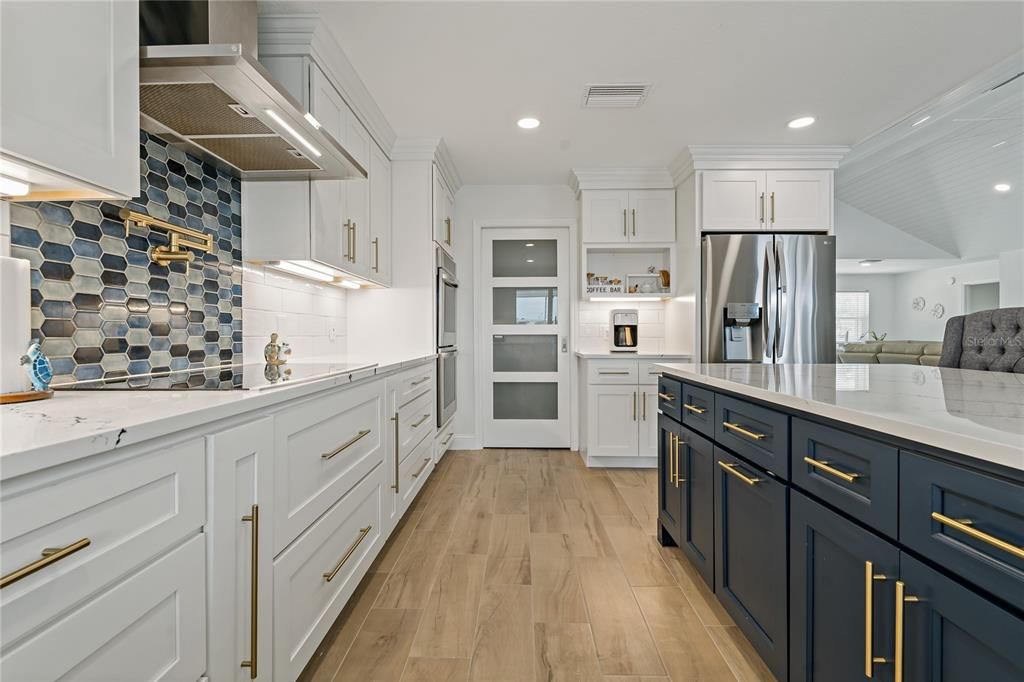 待售: $814,998 (4 贝兹, 3 浴室, 1830 平方英尺)