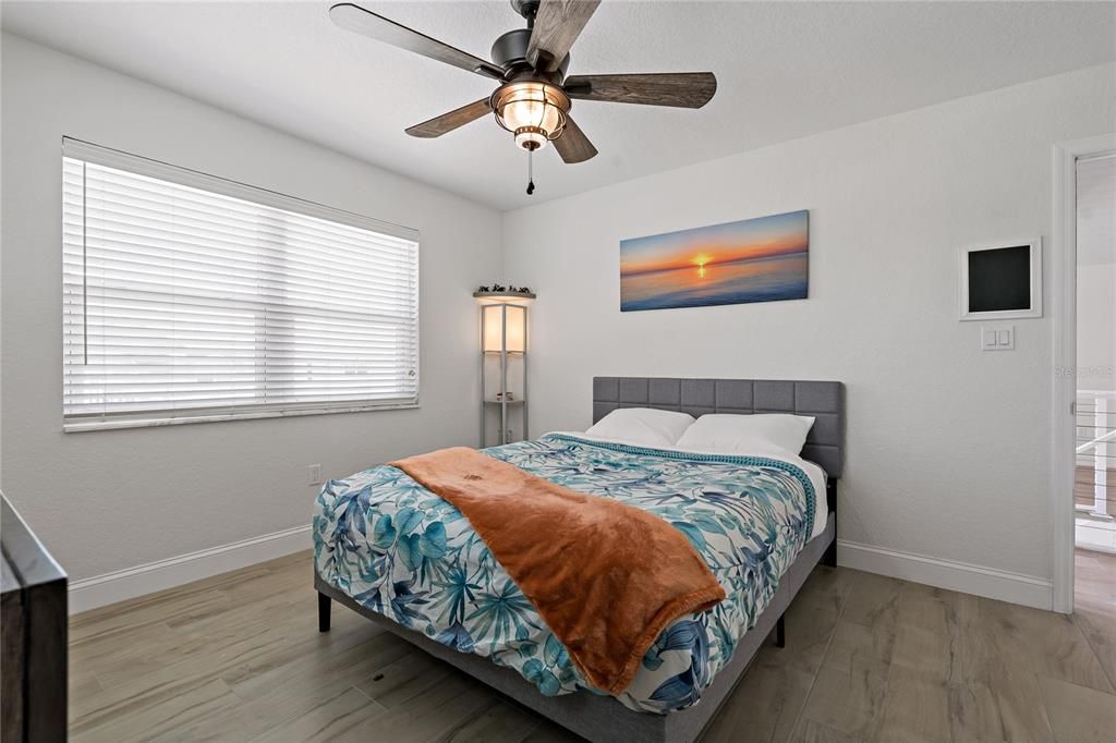 待售: $814,998 (4 贝兹, 3 浴室, 1830 平方英尺)