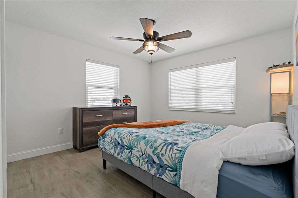 待售: $814,998 (4 贝兹, 3 浴室, 1830 平方英尺)