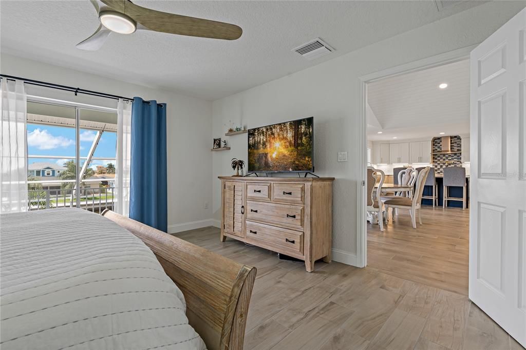 待售: $814,998 (4 贝兹, 3 浴室, 1830 平方英尺)