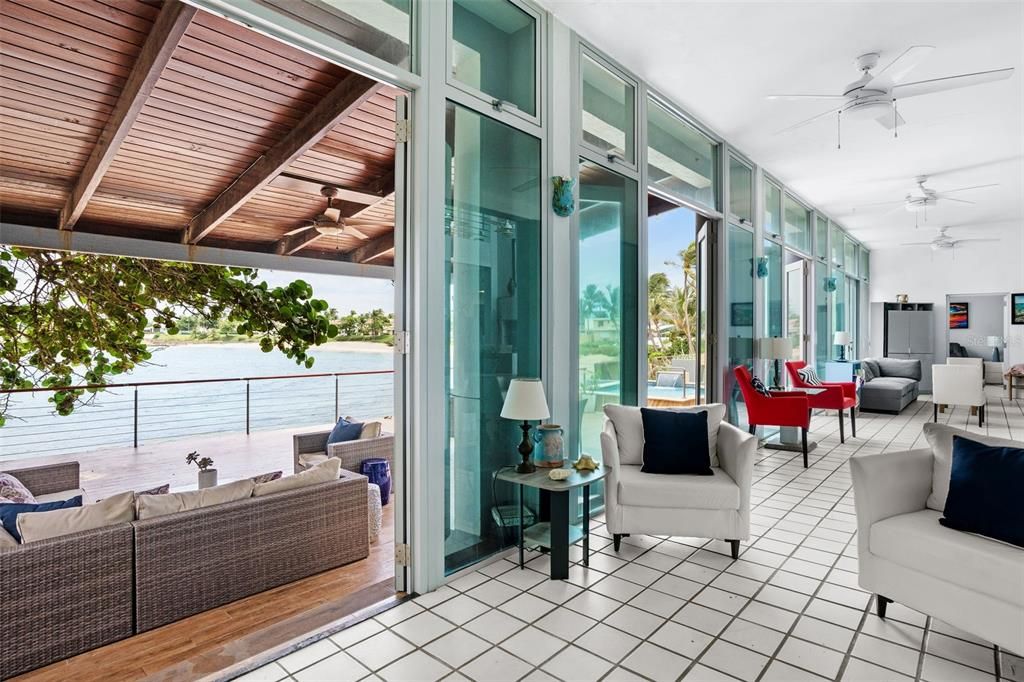 For Rent: $18,000 (4 beds, 5 baths, 3500 Square Feet)