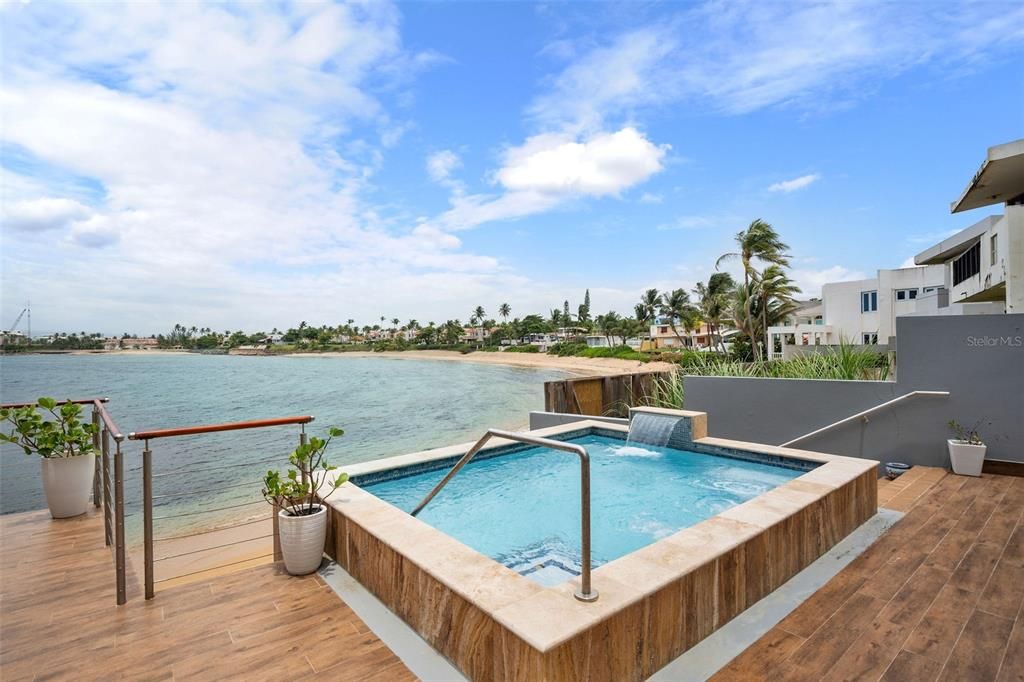 For Rent: $18,000 (4 beds, 5 baths, 3500 Square Feet)