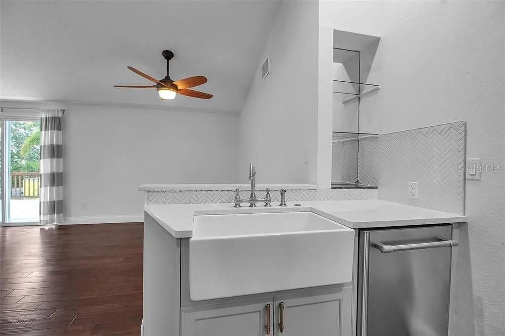 For Sale: $497,000 (4 beds, 2 baths, 1784 Square Feet)