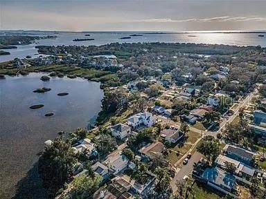 For Sale: $497,000 (4 beds, 2 baths, 1784 Square Feet)