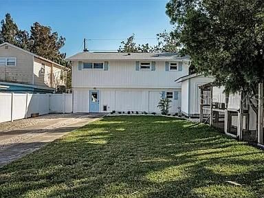 For Sale: $497,000 (4 beds, 2 baths, 1784 Square Feet)