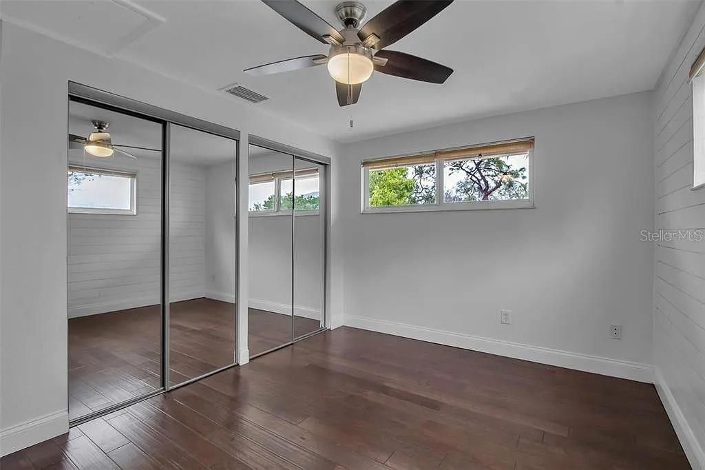 For Sale: $497,000 (4 beds, 2 baths, 1784 Square Feet)