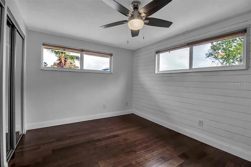 For Sale: $497,000 (4 beds, 2 baths, 1784 Square Feet)