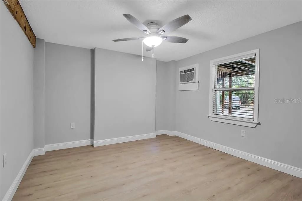 For Sale: $497,000 (4 beds, 2 baths, 1784 Square Feet)