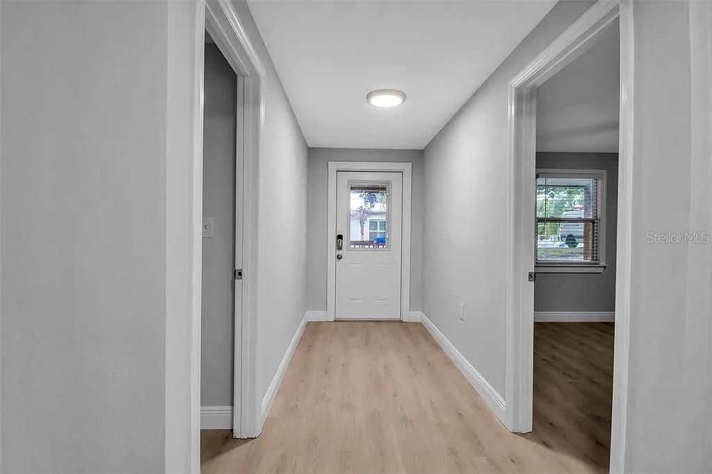 For Sale: $497,000 (4 beds, 2 baths, 1784 Square Feet)