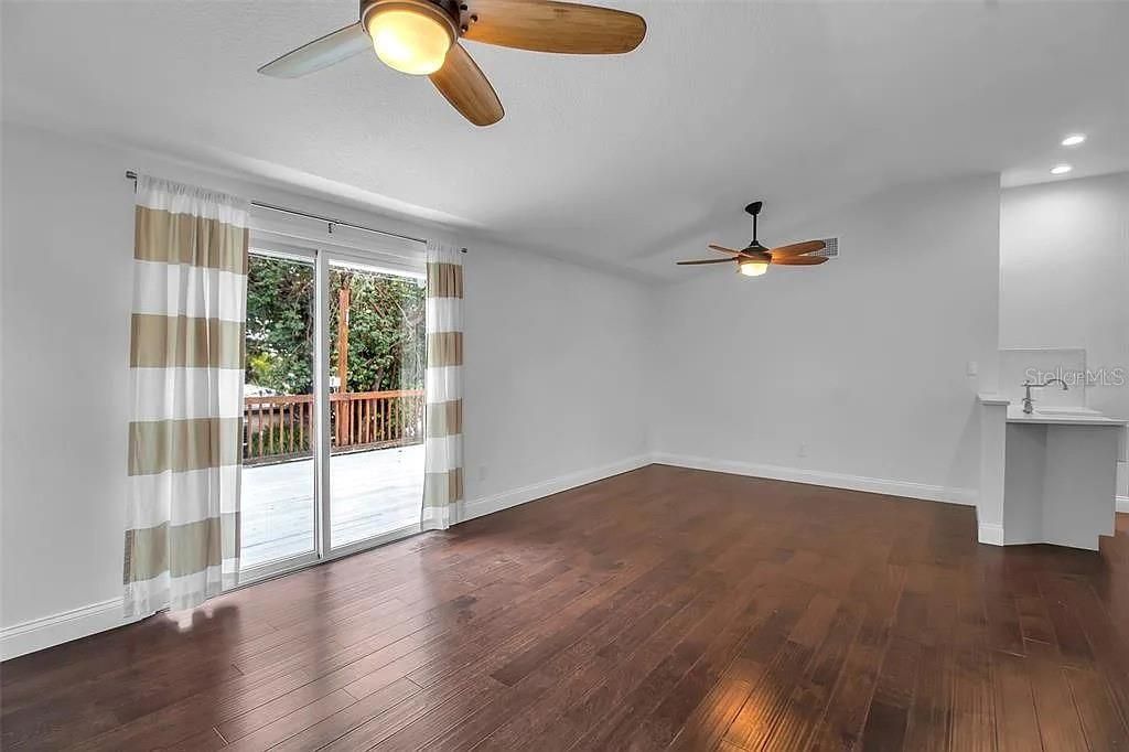 For Sale: $497,000 (4 beds, 2 baths, 1784 Square Feet)