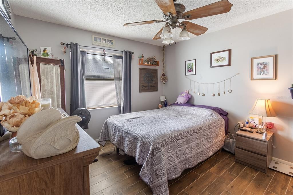 For Sale: $228,000 (3 beds, 2 baths, 1625 Square Feet)