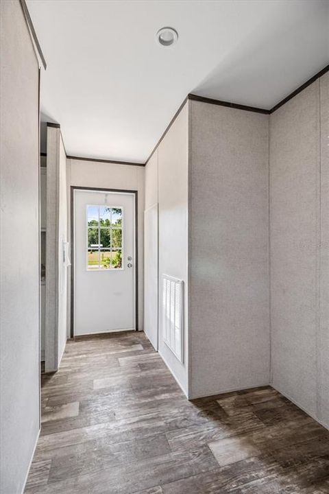 For Sale: $279,900 (3 beds, 2 baths, 1493 Square Feet)