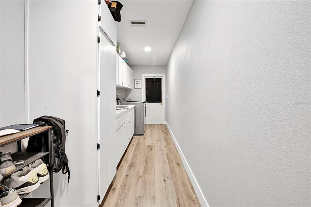 Activo con contrato: $575,000 (3 camas, 2 baños, 1839 Pies cuadrados)