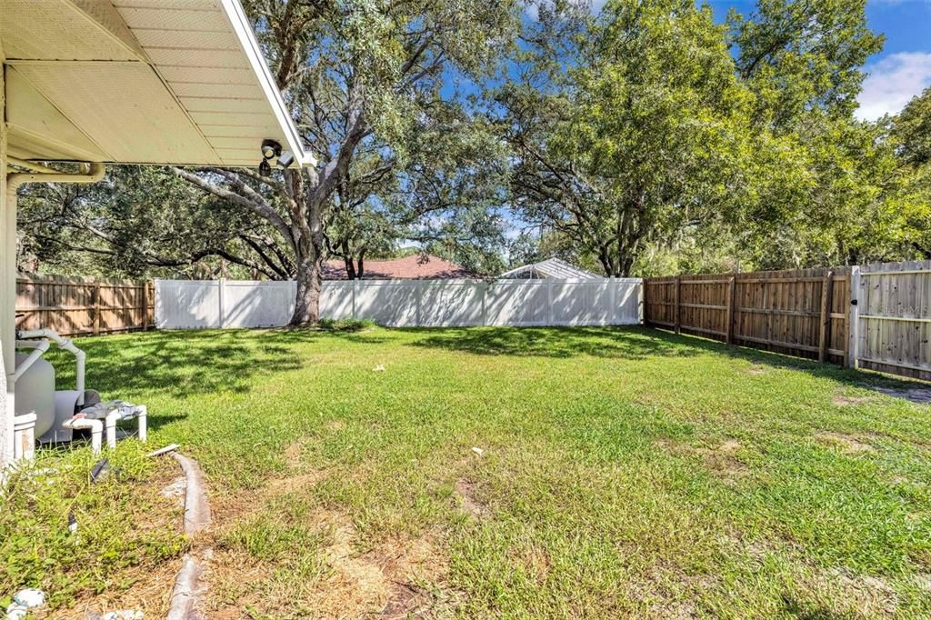 Activo con contrato: $575,000 (3 camas, 2 baños, 1839 Pies cuadrados)