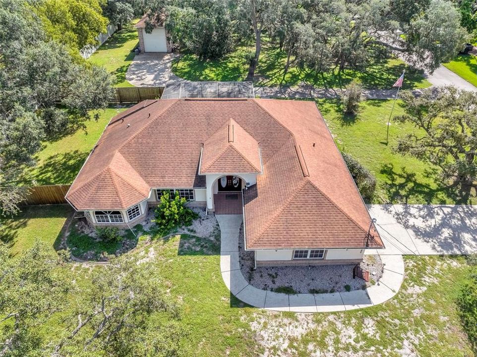 Activo con contrato: $575,000 (3 camas, 2 baños, 1839 Pies cuadrados)