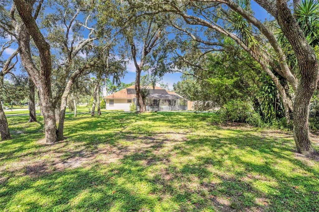 Activo con contrato: $575,000 (3 camas, 2 baños, 1839 Pies cuadrados)